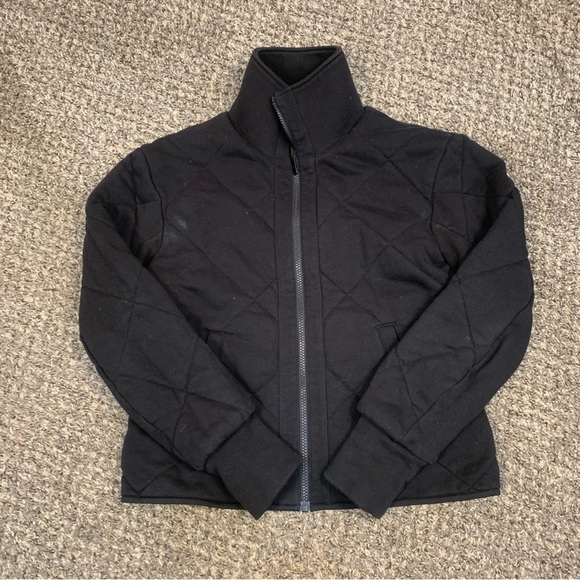 Lululemon Quilted Forever Reversible Jacket - Picture 2 of 11